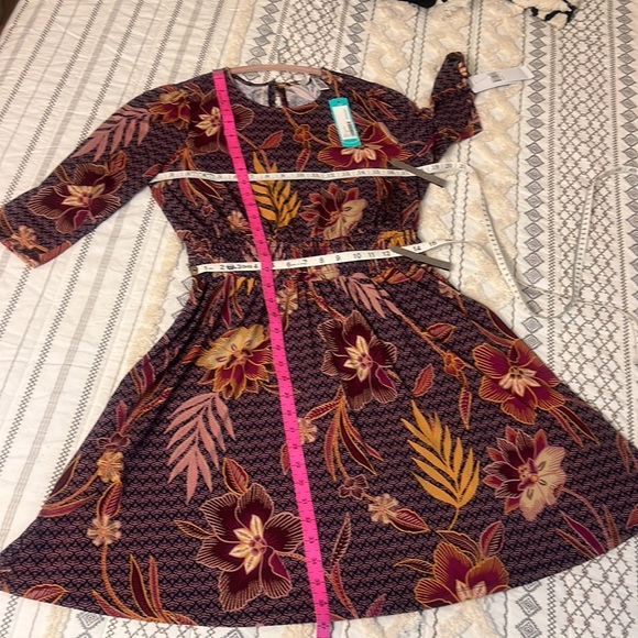 Stretchy Floral/Botanical Print Dress - Picture 14 of 15